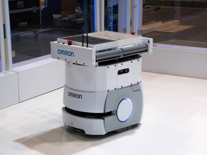 Omron’s LD Series mobile robots are a unique and highly effective solution for materials transport in flexible manufacturing.